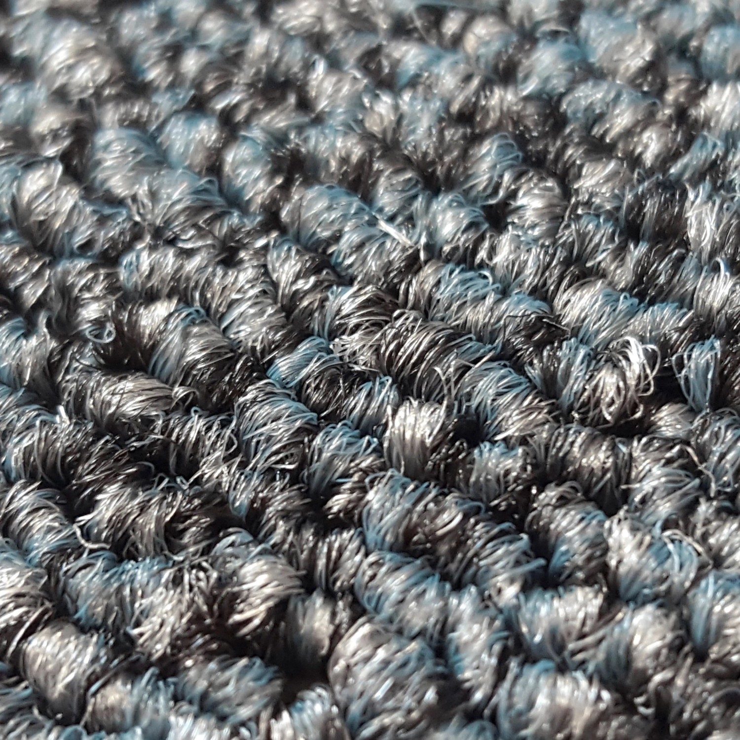Meterware Teppichboden Malmö Anthrazit 400 cm für Fußbodenheizung kaufen bei OBI