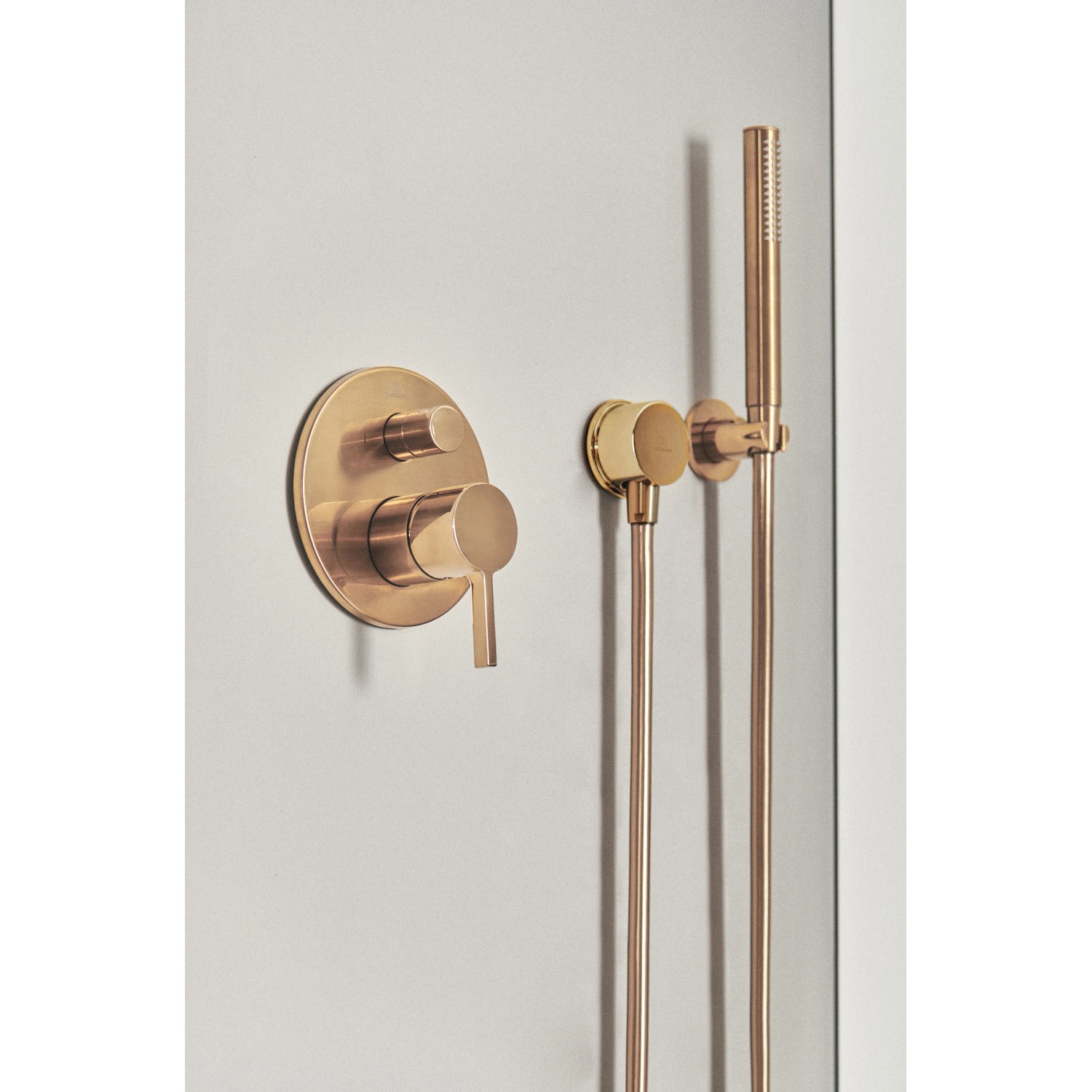 Ideal Standard Brauseschlauch Idealrain Atelier in gebürstetem Gold, 1750 mm lang.