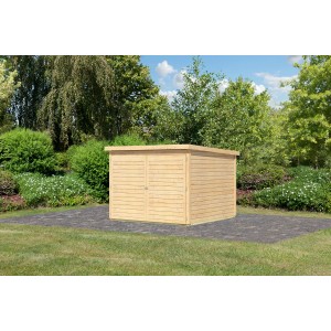 Naturbelassene Karibu Fahrradgarage aus Holz mit Doppeltür im Garten.