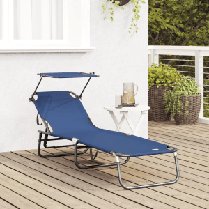 Blaue, klappbare Sonnenliege mit Sonnendach von vidaXL aus Oxford-Stoff auf einer Terrasse.