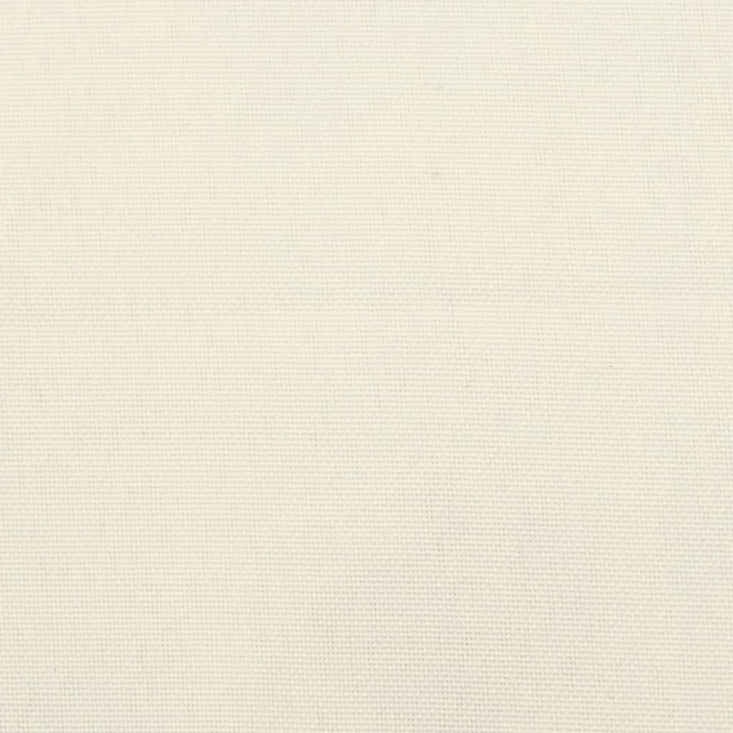 Detailaufnahme eines cremeweißen Sitzkissens aus Oxford-Gewebe für eine Garten-Sofagarnitur.