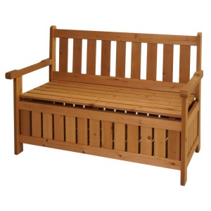Braune Gartenbank aus Tannenholz mit Stauraum unter der Sitzfläche. Truhenbank für den Outdoorbereich.