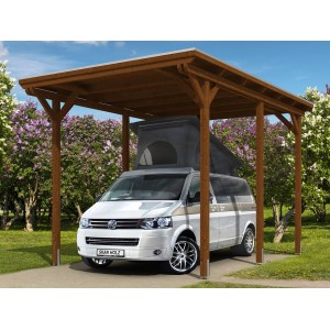 Skan Holz Carport Emsland Caravan Nussbaum mit Campervan. Einzelcarport aus Holz mit Flachdach.