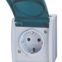 Aufputz-Feuchtraumsteckdose Ocean von Busch-Jaeger, IP44, blau-grau mit Klappdeckel.