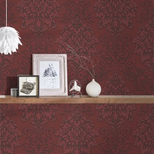 Weinrote Barock Tapete mit Glitzer. Elegante Vliestapete mit Ornamenten für Schlafzimmer.