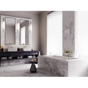 KOLMAN Rechteck-Badewanne 160x75 cm in modernem Badezimmer mit Marmorfliesen und goldener Armatur.