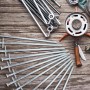30er Set Relaxdays Felsbodenheringe aus rostfreiem Stahl, 23 cm, mit Quernagel für Camping & Outdoor.