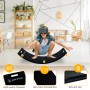 Kind mit VR-Brille auf schwarzem CCLIFE Balance Board (85x30cm) im Wohnzimmer. Montessori Spielzeug.