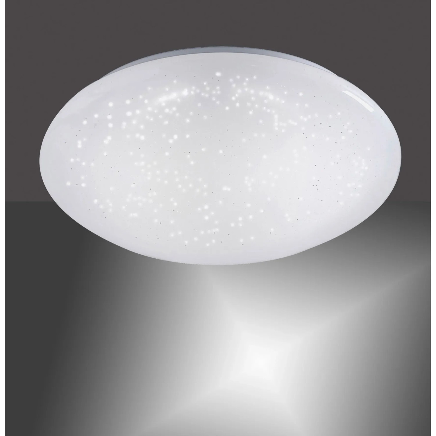 Weiße LED-Deckenleuchte Skyler, Ø 34 cm, mit Sternenmuster für Wohnräume.