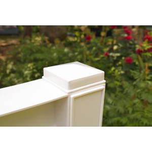 Detailansicht: Weißes KHW Spalier 2er-Set aus Kunststoff mit Erdspieß, Rankhilfe für Garten und Terrasse.