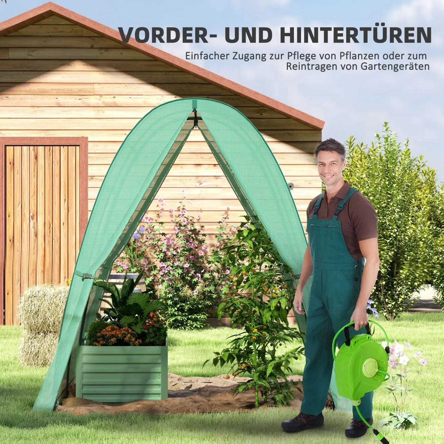Outsunny Gewächshaus mit Rolltür, Stahlrahmen, 180x180x200 cm, im Garten mit Gärtner.