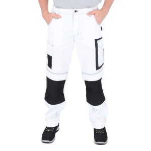 Weiße Eliworx Bundhose Workwear mit schwarzen Kniepolstern, Stifttasche und Reflexstreifen. Robust.