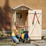 Weka Gartenschrank mit Satteldach (83x85cm) mit geöffneter Tür und Gartengeräten.