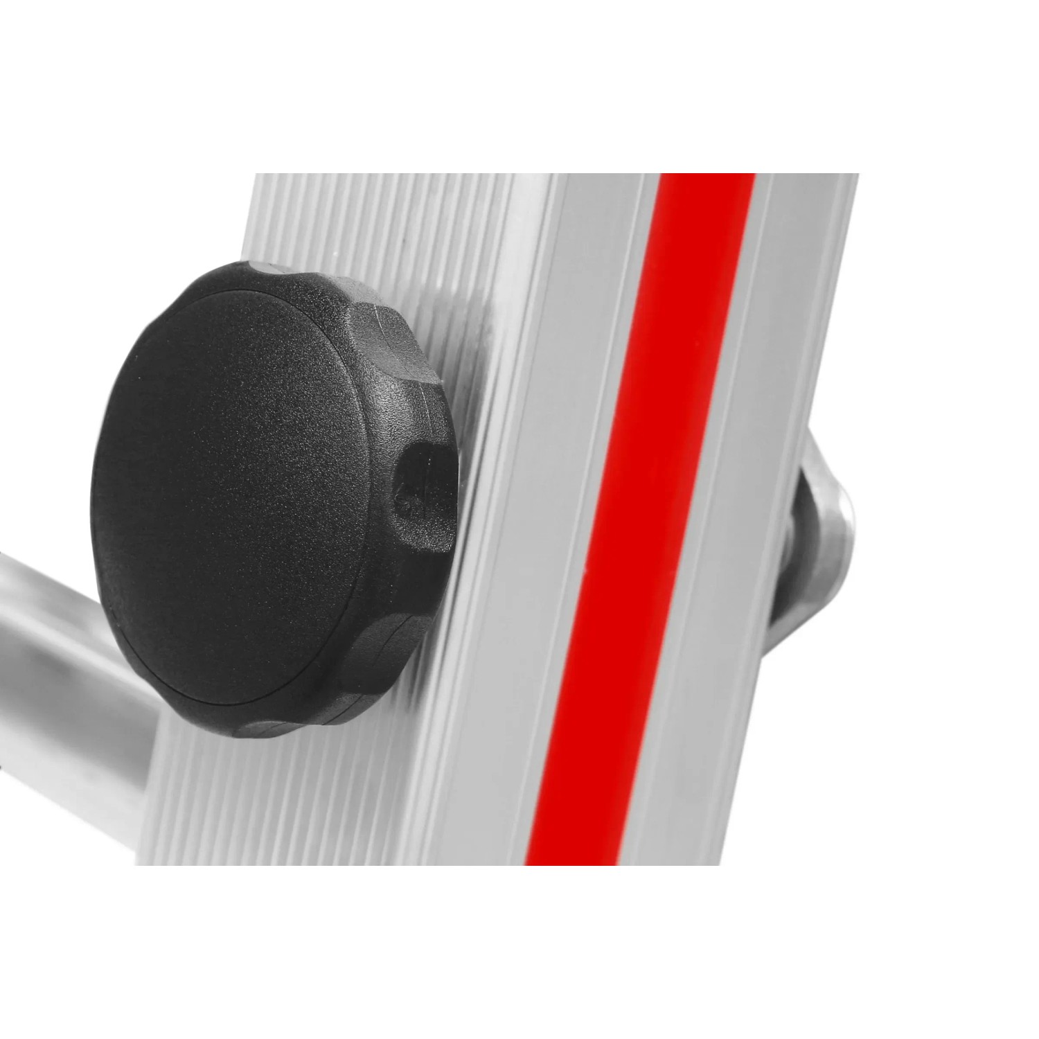 Detailaufnahme: Feststellvorrichtung der Hymer Teleskopleiter, 2x5 Stufen.