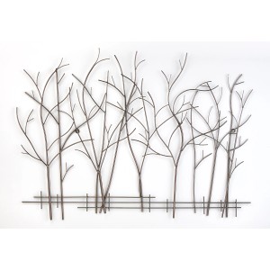 Silbernes Kobolo Wandbild STICKS aus Metall mit filigranem Baum-Design als moderne Wanddeko.