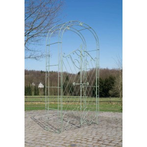 Antik-grüner Metall Rosenbogen mit verziertem Tor als Rankhilfe für Kletterpflanzen und Gartendekoration.