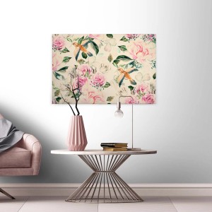 Leinwandbild mit Blumen und Vögeln in Rosa und Grün als Wanddeko für Schlafzimmer.