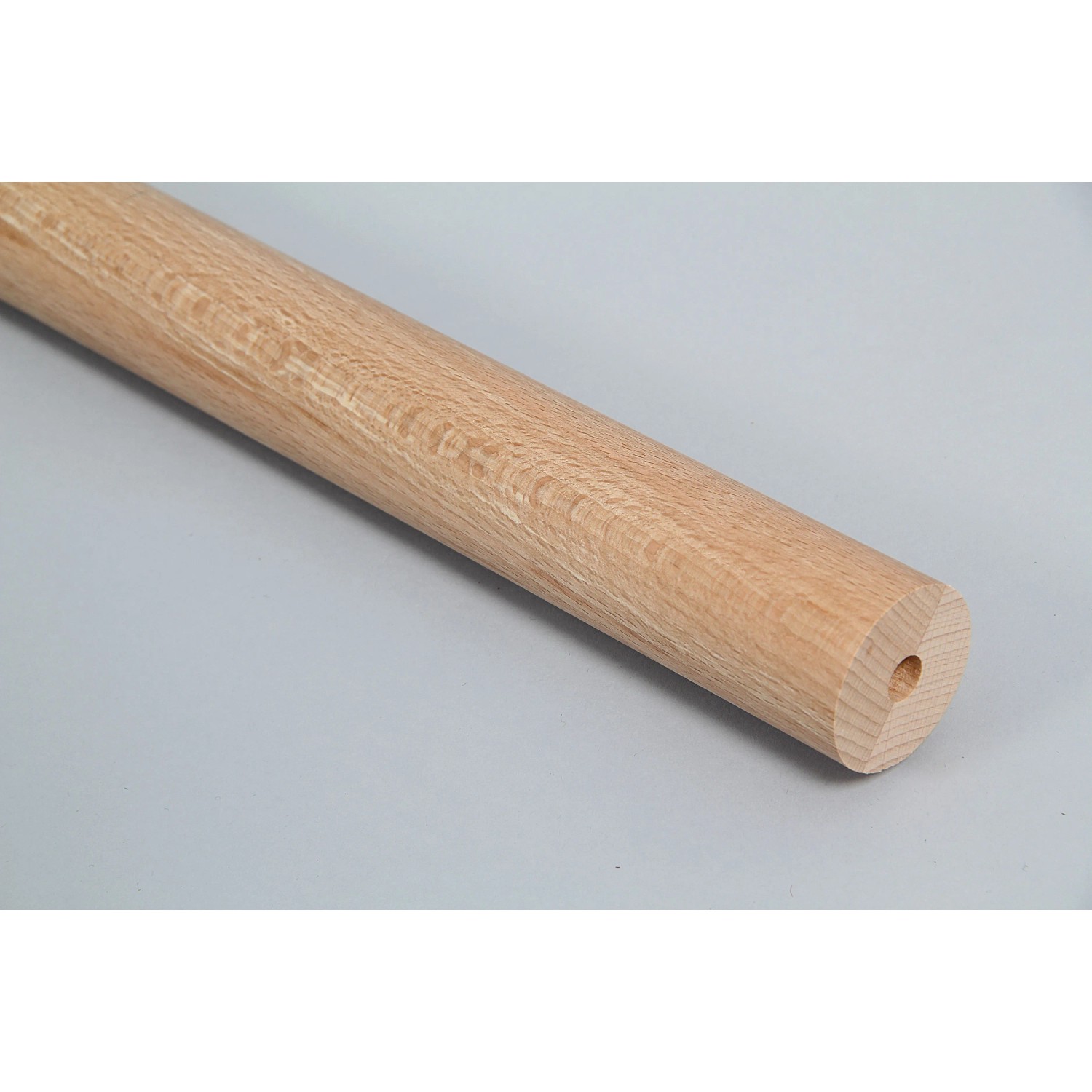 Massiver Buchenholz Handlauf, 40 mm Durchmesser, 1500 mm Länge für den Innenbereich.