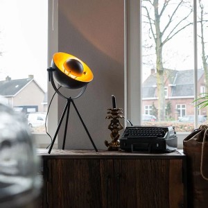 QAZQA Tischlampe Magnax, schwarz/gold, 63,3 cm, Stativ, verstellbar. Innenleuchte für stimmungsvolles Licht.