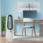 Weißer, rotorloser Ventilator Cool Air TV 70-85 im modernen Wohnraum.