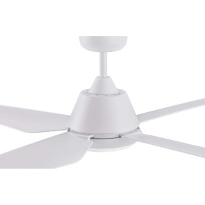 Weißer Lucci Air Deckenventilator mit LED und Fernbedienung, 122 cm Durchmesser.