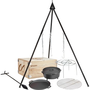 Jamestown Dutch Oven Set 6-tlg. mit Dreibein, Topf, Pfanne, Grillrost, Deckelheber, Untersetzer und Holztruhe.