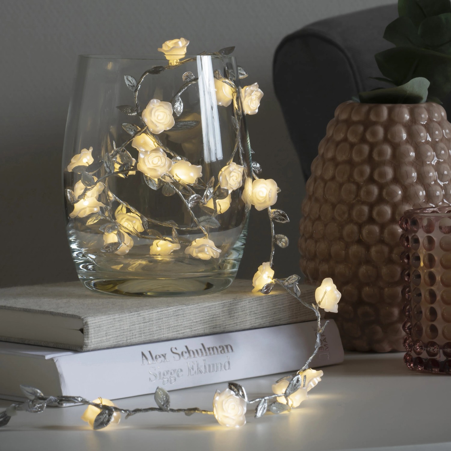 Konstsmide LED Lichterkette Batterie Innen Rosen Silber Metallblätter kaufen bei OBI