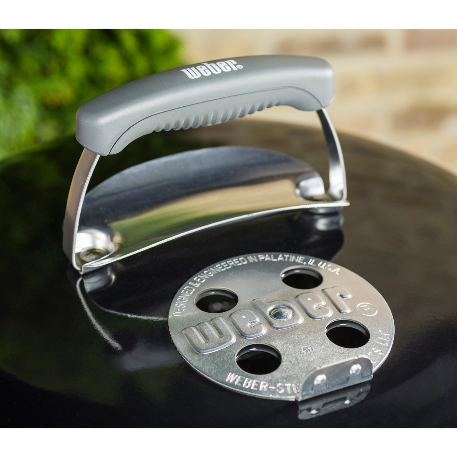 Weber Holzkohle-Kugelgrill Classic Kettle Ø 47 cm bei OBI