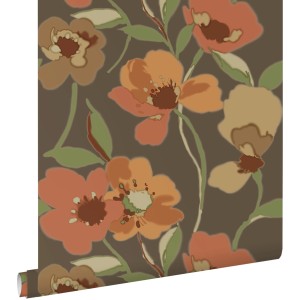 ESTAhome Vliestapete mit Blumenmuster in Orange, Graugrün auf braunem Grund.