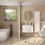Modernes Badezimmer mit weißem Roca Waschtischunterschrank Evelyne Basic (60 cm) mit 2 Schubladen.