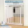 Weißes ib style Türschutzgitter Berrin, ein Treppenschutzgitter ohne Bohren, montiert in einem Türrahmen.