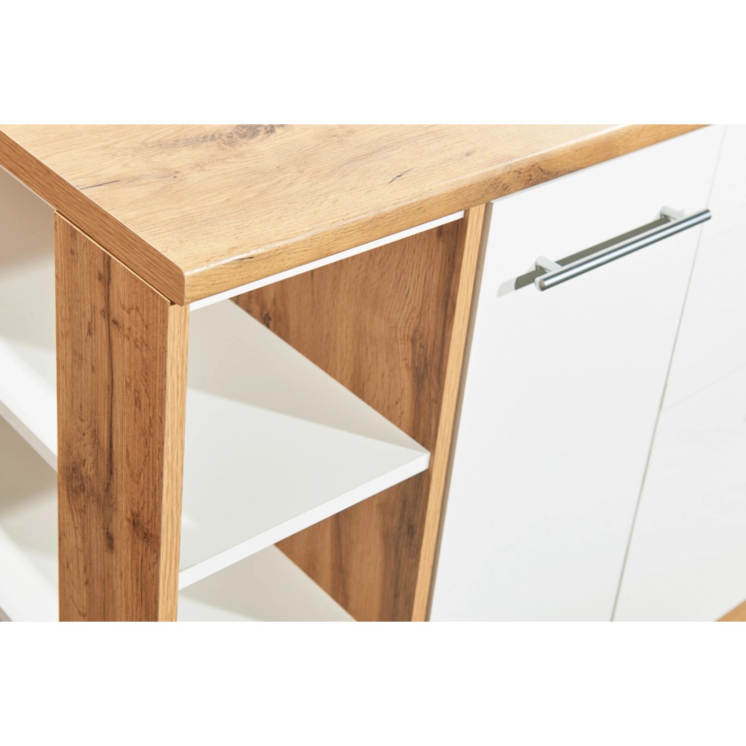 Detailansicht der weißen Respekta Kücheninsel Hilde (150 cm) mit Holzdekor-Arbeitsplatte und Metallgriffen.