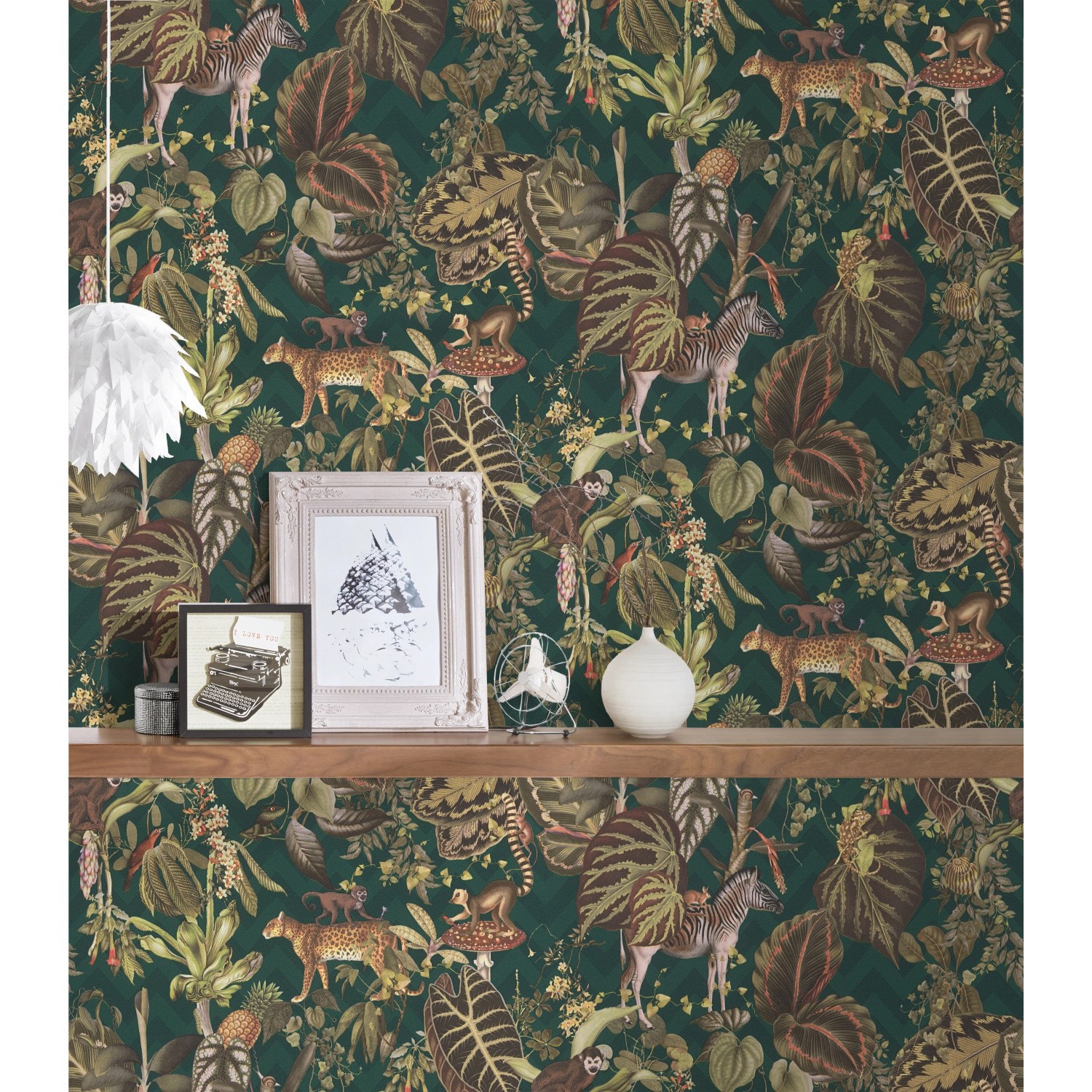 Michalsky Living Vliestapete Change: Dschungel-Motiv in Grün, Braun und Beige mit Zebras und Leoparden.