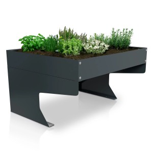 Anthrazitfarbene Juskys Mähroboter Garage mit Pflanzkasten, bepflanzt mit Kräutern.