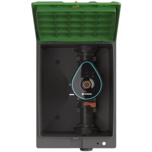 Gardena Bewässerungsventil 9 V Bluetooth im geöffneten Gehäuse. Steuerung für automatische Gartenbewässerung.