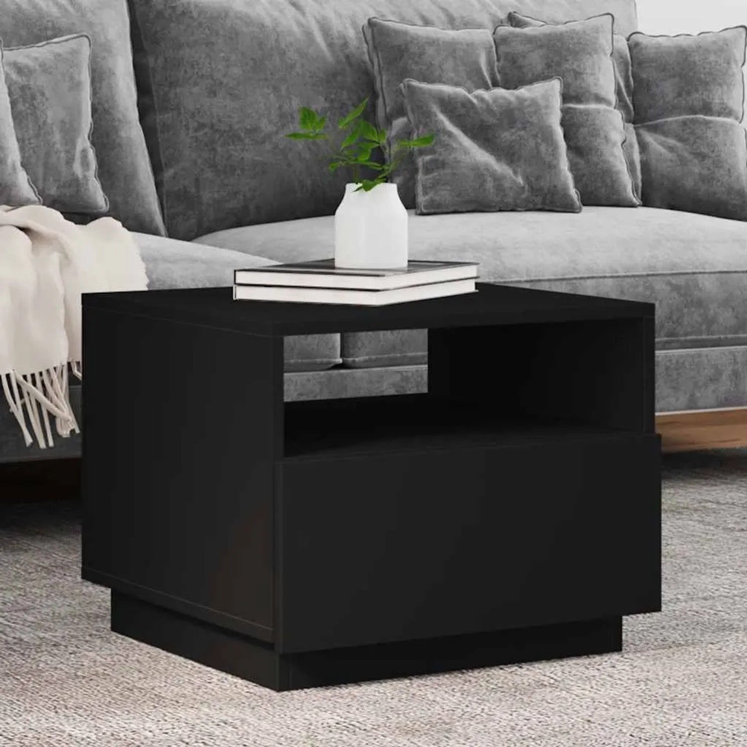 Schwarzer Couchtisch mit LED-Leuchten, 50x49x40 cm. Quadratischer Sofatisch mit Ablage.