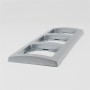 ChiliTec DELPHI 3-fach Rahmen in Silber für Schalterprogramme, Detailansicht.