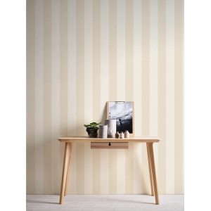 Beige Vliestapete D'eco mit Streifenmuster, phthalatfrei und wohngesund.