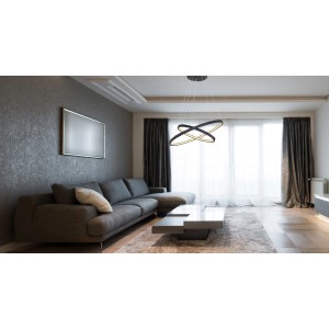 Moderne, schwarze LED-Hängeleuchte Ralph, Ø 51 cm, im Wohnraum. Design-Pendelleuchte mit zwei Ringen.