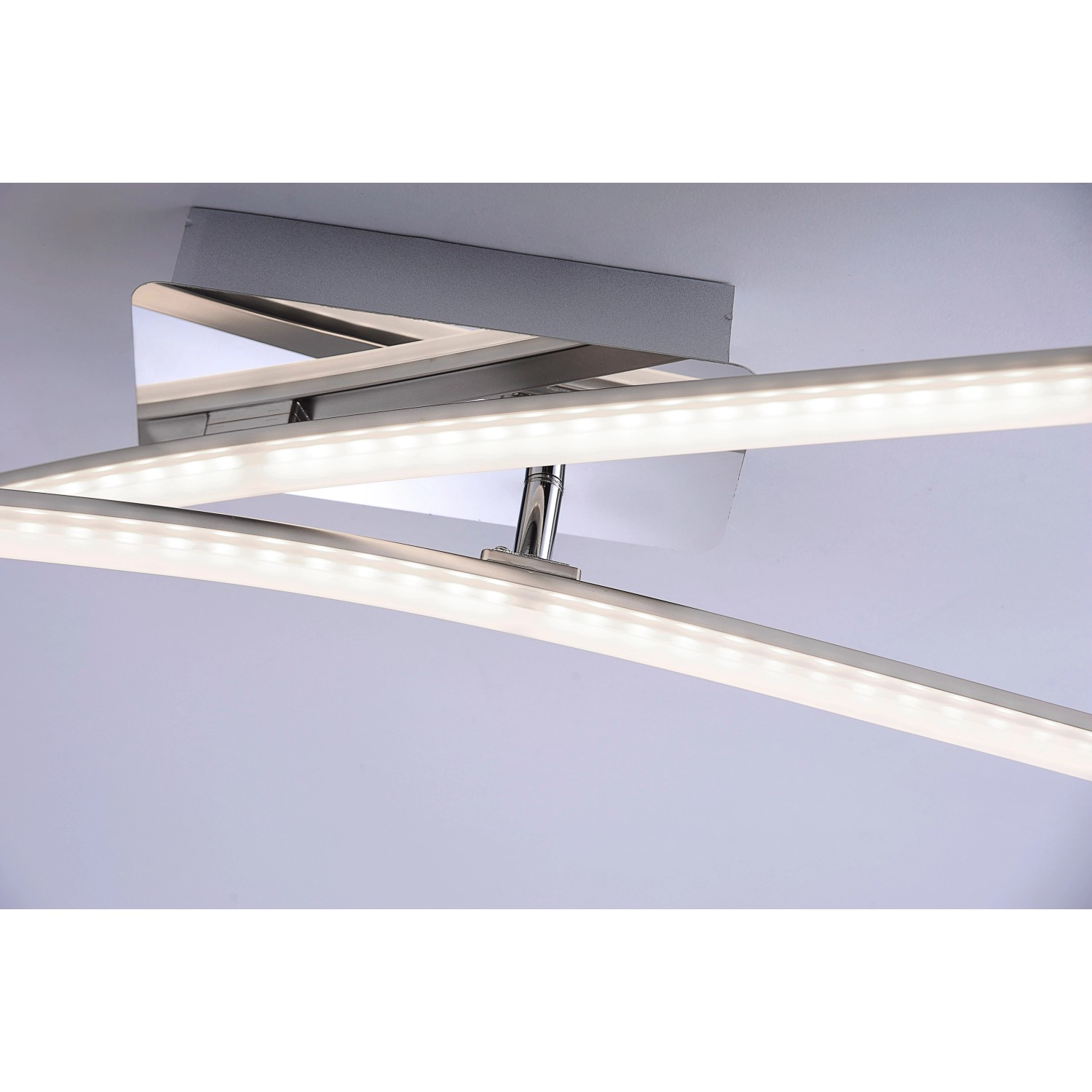 Moderne LED-Deckenleuchte Simon aus Stahl, 59x51 cm, warmweißes Licht für Wohnräume.
