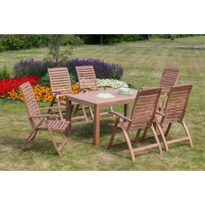7-teiliges Gartenmöbel-Set Paraiba aus braunem Akazienholz mit 6 Klappsesseln und Ausziehtisch.