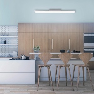 LED-Panel Flat Weiß 100x10 cm von Just Light als Deckenleuchte in moderner Küche.