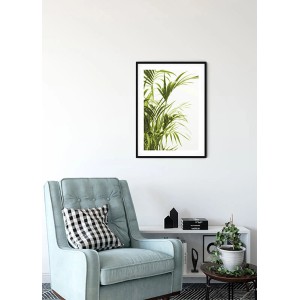 Komar Wandbild Reed Leaves (30x40 cm) mit grünen Schilfblättern im schwarzen Rahmen.