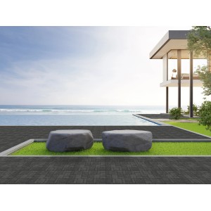 Verlegte Florco Naturstein Klickfliese Stone Schiefer Roma auf Terrasse mit Pool und Meerblick.