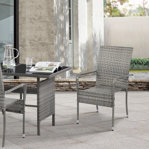Juskys Gartenstuhl Yoro 8er Set, stapelbar, Polyrattan grau meliert mit Armlehnen.