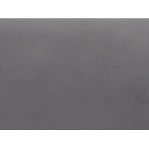 Nahaufnahme des anthrazitgrauen Samtstoffs vom Vente-unique Schlafsofa Calife 190 cm.