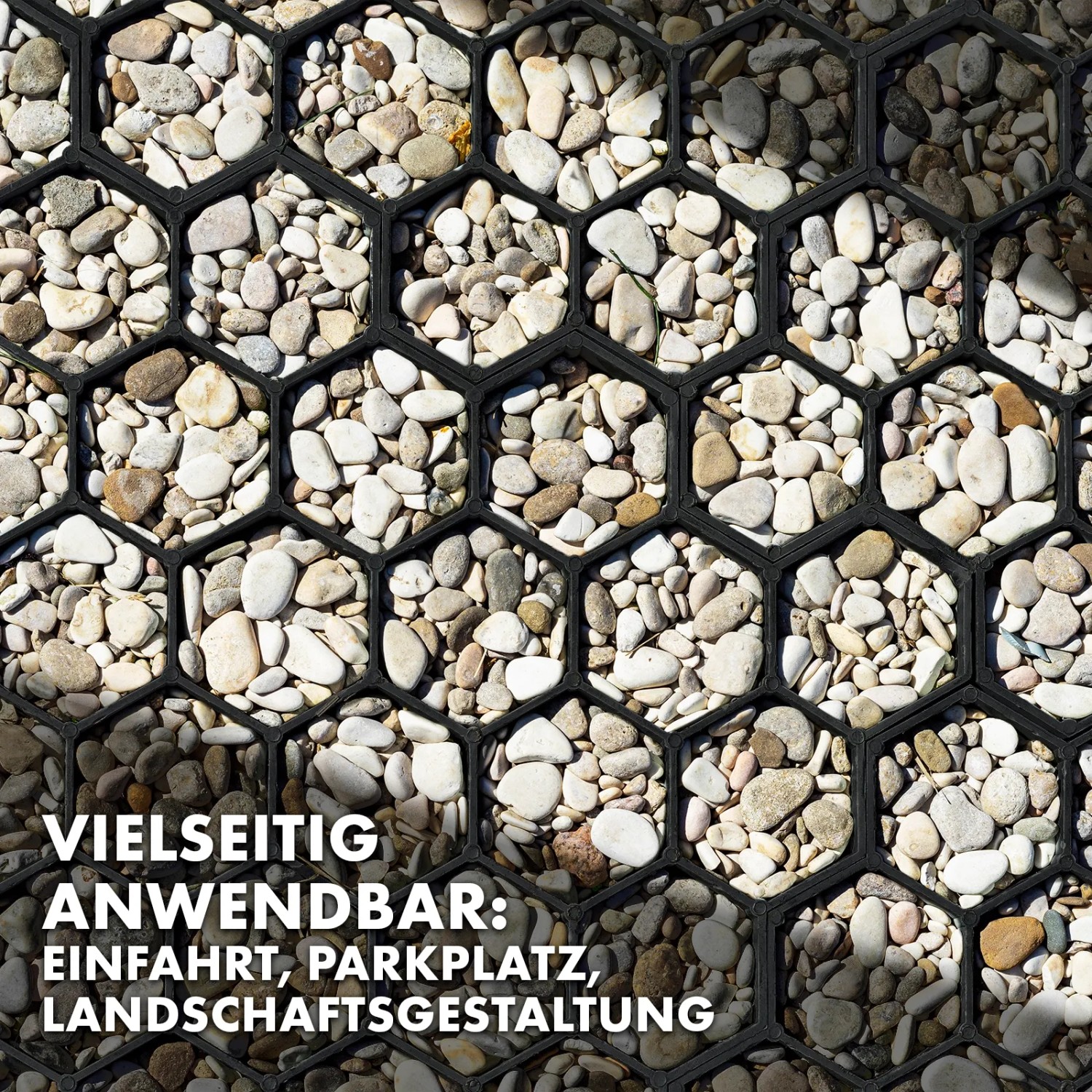 Schwarzes KARAT Rasengitter aus Kunststoff mit Kies gefüllt, zur Bodenverstärkung. Paddockplatte 50x50 cm.