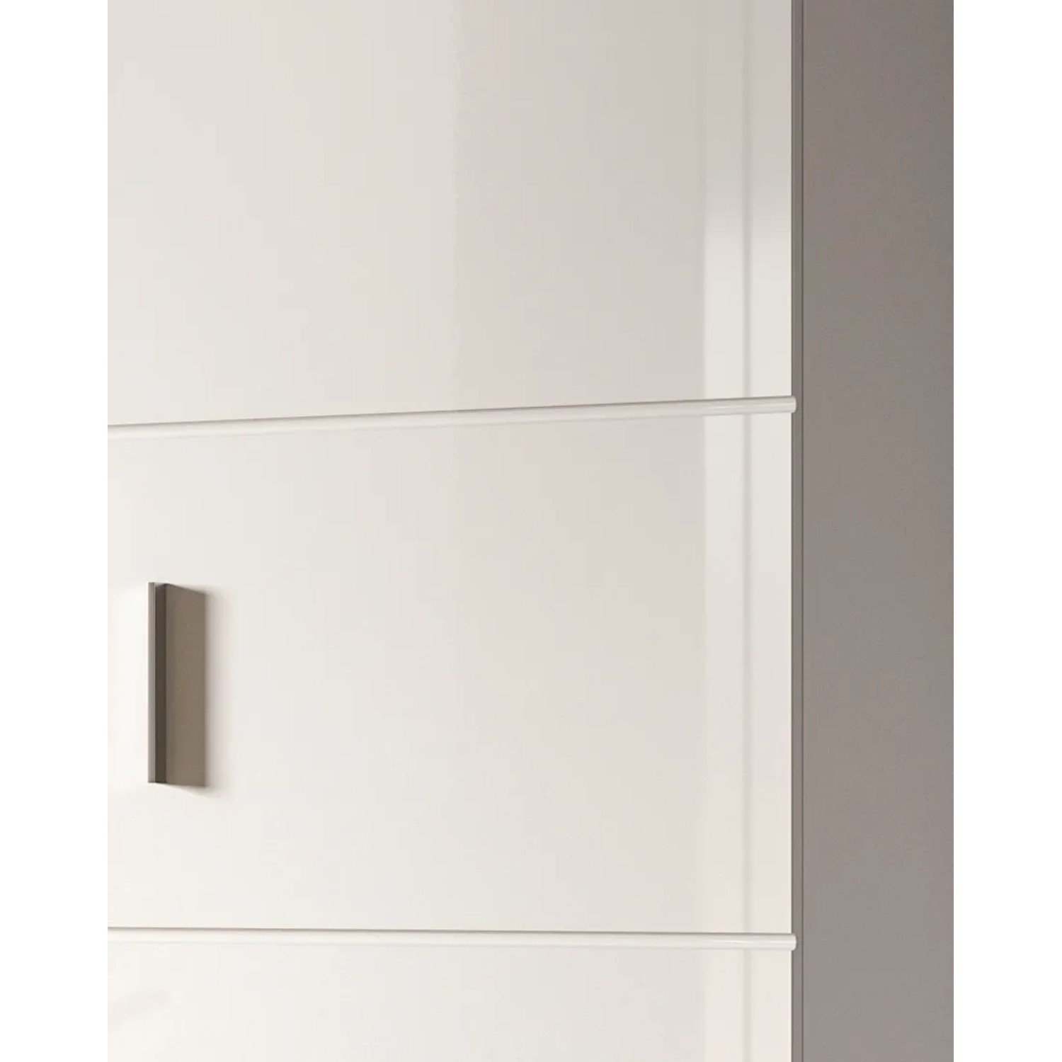 Weißer Hochglanz Schuhschrank Grazie mit silbernem Griff und Rillenoptik. Modernes Design.