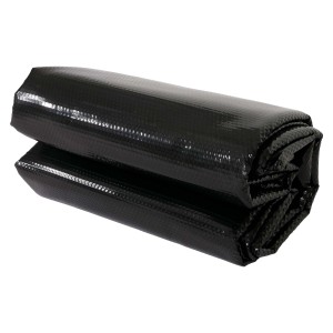 Zusammengefaltete, rechteckige MCW Pool-Abdeckung, 3x2m, 200µm, aus schwarzer PE-Folie.