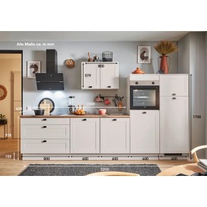 Moderne pino Küchenzeile, 320 cm, Kaschmirgrau matt, mit E-Geräten, Spüle und Holzarbeitsplatte.